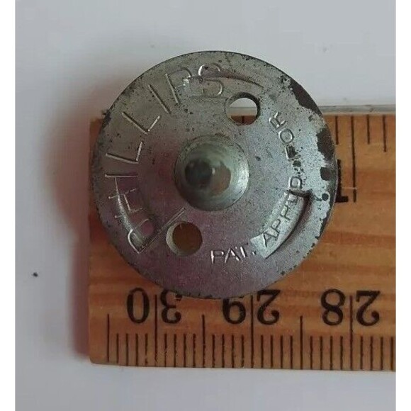 56 Vintage Wilson Rustproof Detachable Self Locking Golf Spikes & Original Bag - Picture 3 of 6